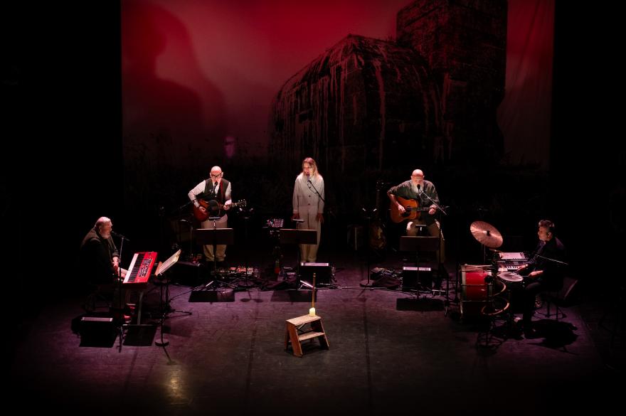 @ Dominique Brepoels